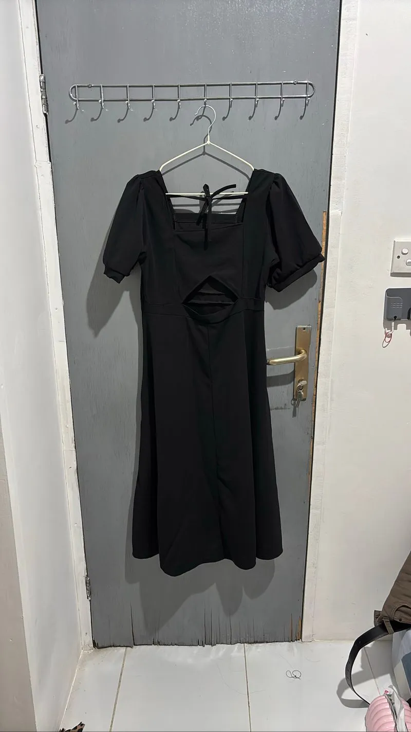 Dress Hitam Wanita photo 1