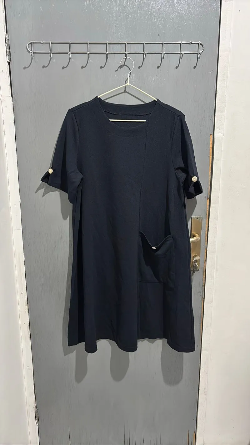 Minidress Hitam kancing gold Wanita photo 1