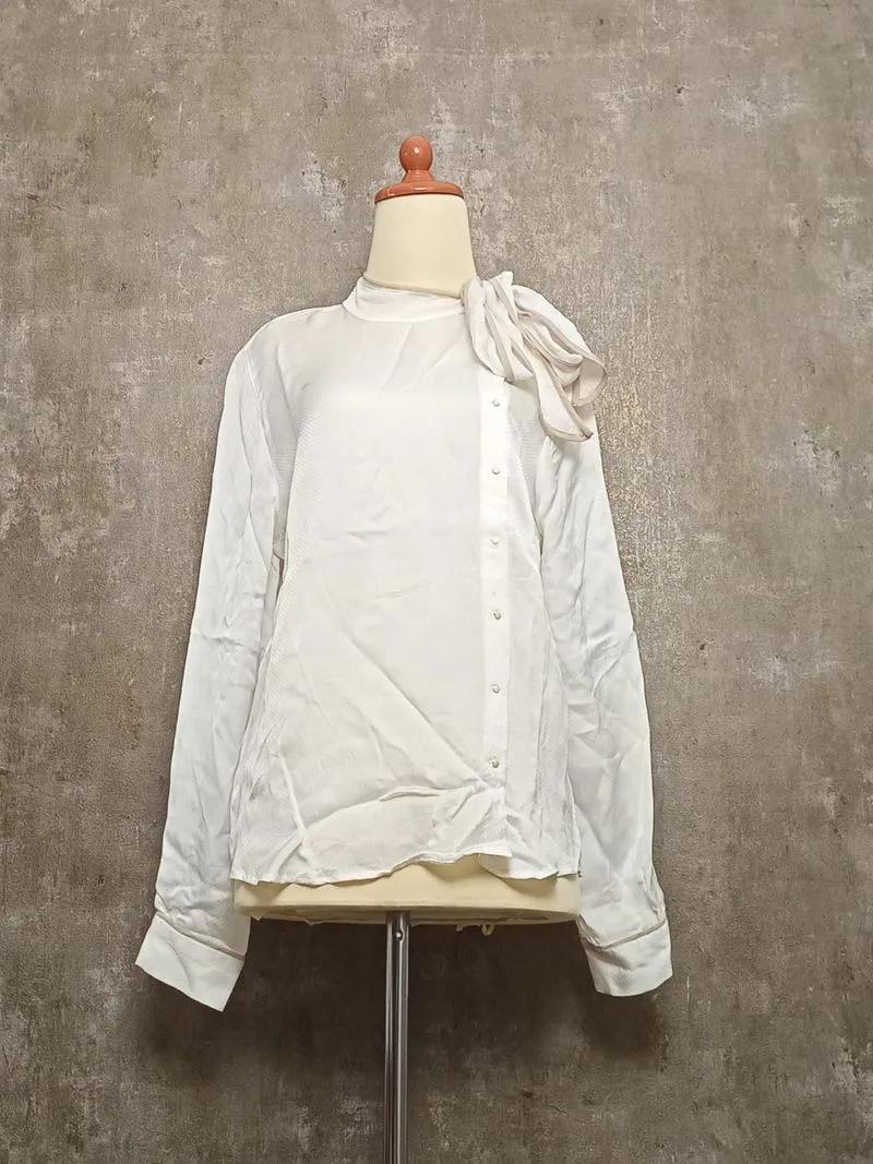 Zara White Blouse_Size M photo 1