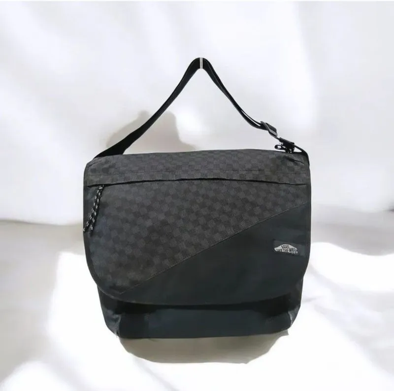 Vans Checkerboard Messenger Bag Original  photo 1