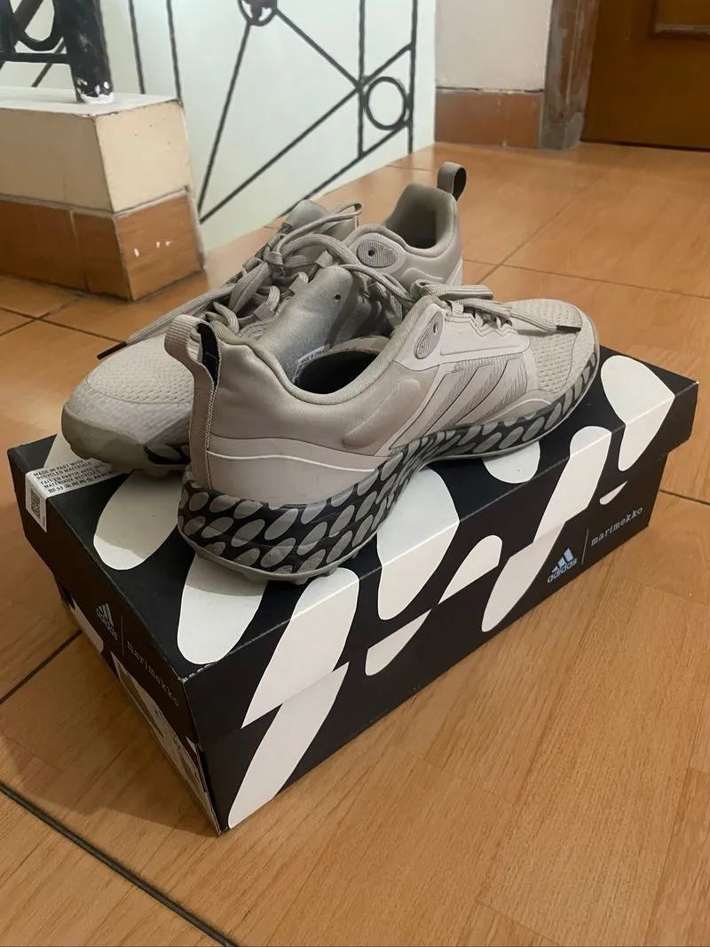 Adidas Marimeko Abu-Abu photo 1