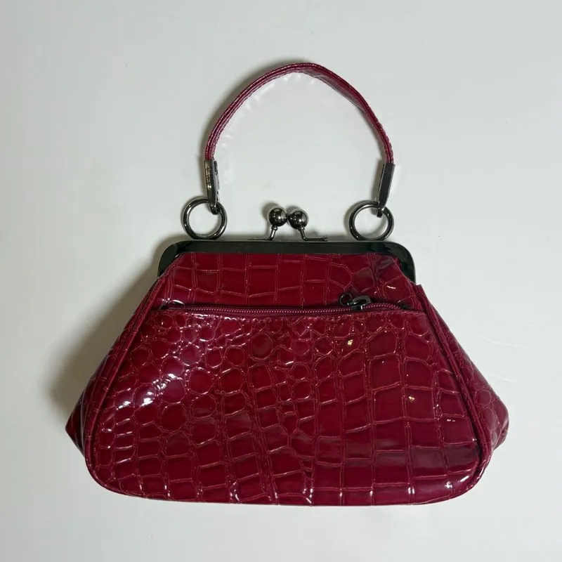 Vintage Red Scarlett Crocodile Croco Leather Kiss Lock Clam  photo 1