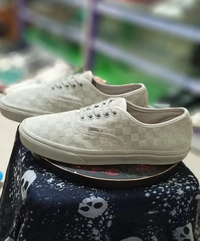 Vans authentic mono checkerboard suede /42,5 photo 1