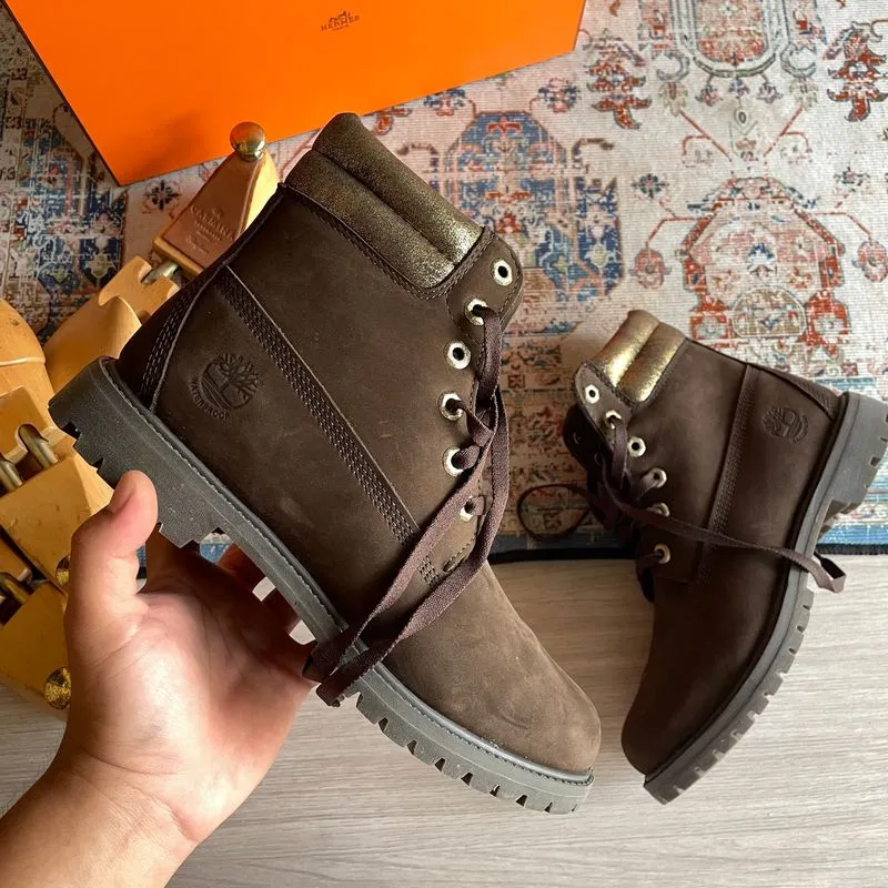 Timberland Boots women’s size 39.5 photo 1