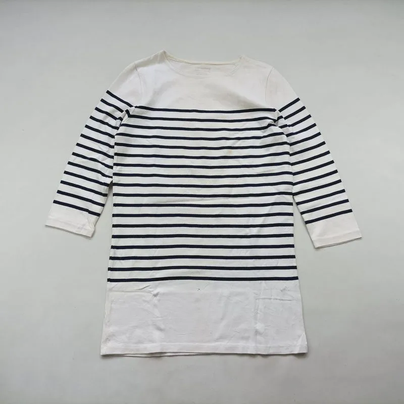 Design united long t shirt size L wanita  photo 1