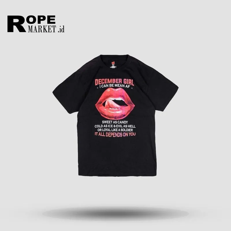 Tshirt DESEMBER GIRL by Hanes tags  photo 1