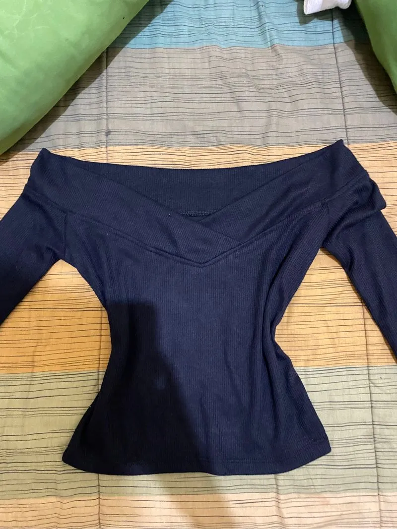 crop top sabrina longsleeve photo 1
