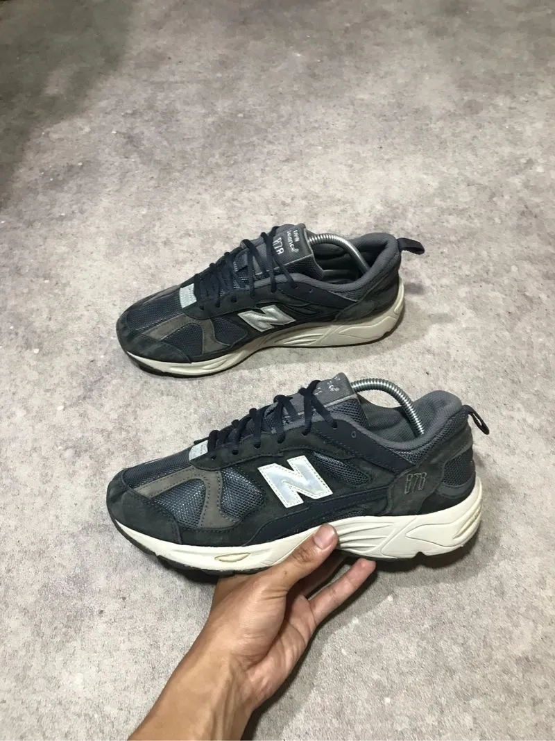 New Balance 878 Navy Silver photo 1