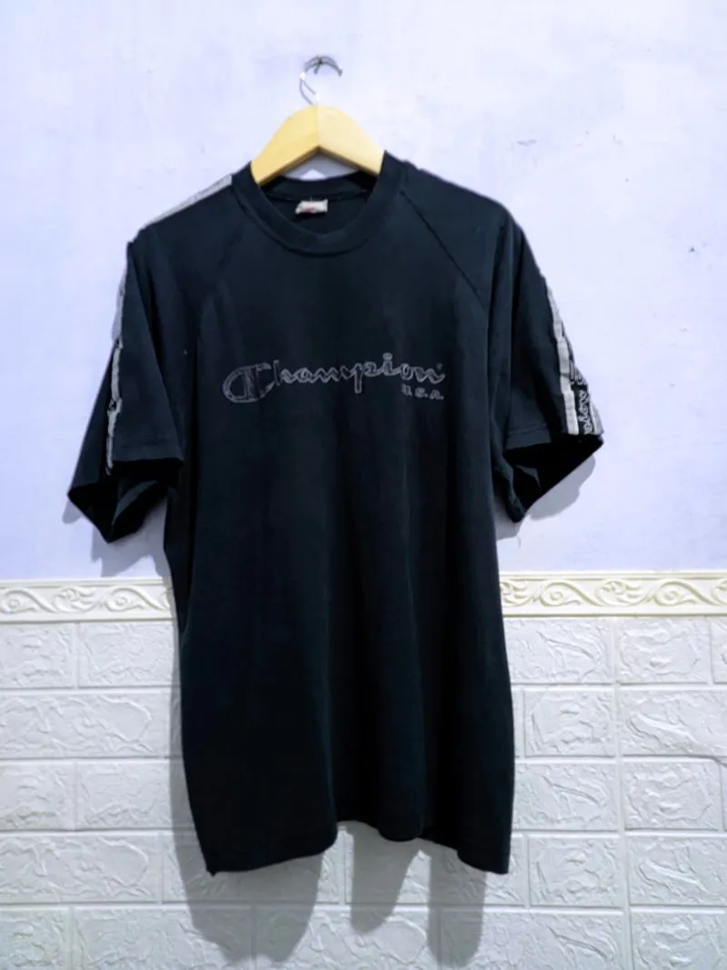 T-shirts champions vtg 90s photo 1