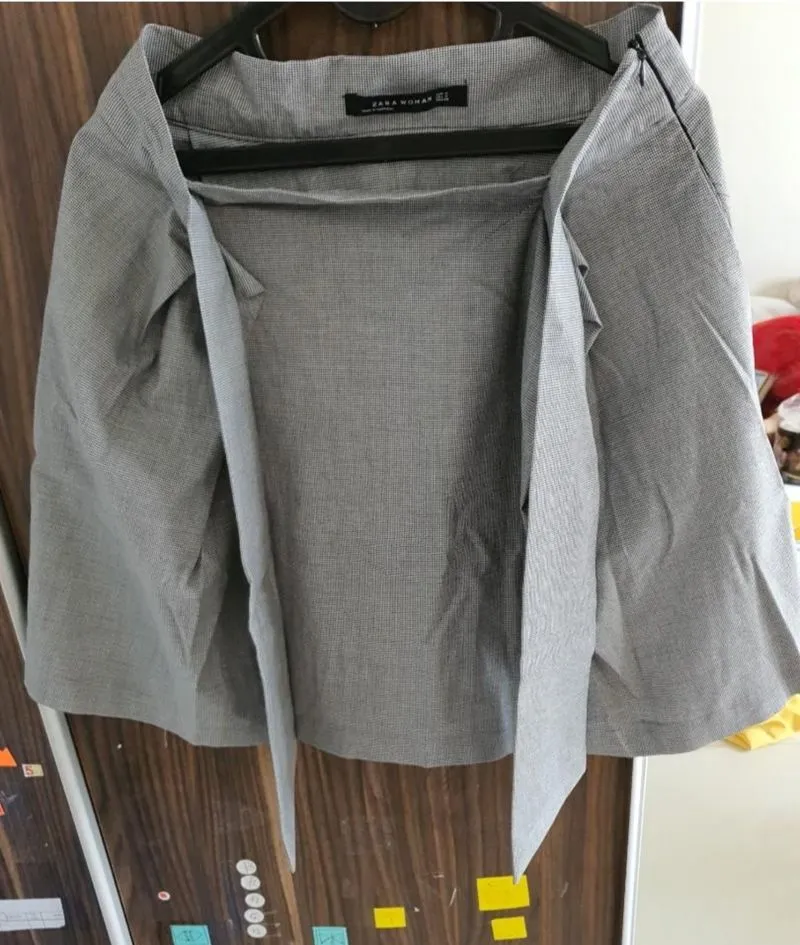ZARA Vintage Skirt Wanita white black photo 1