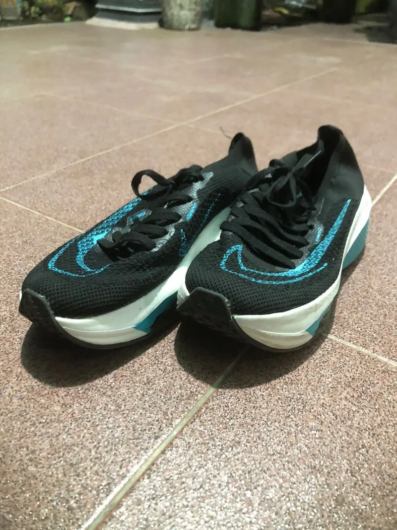 Nike Streetwear Sportswear Sneakers Pria black blue photo 1