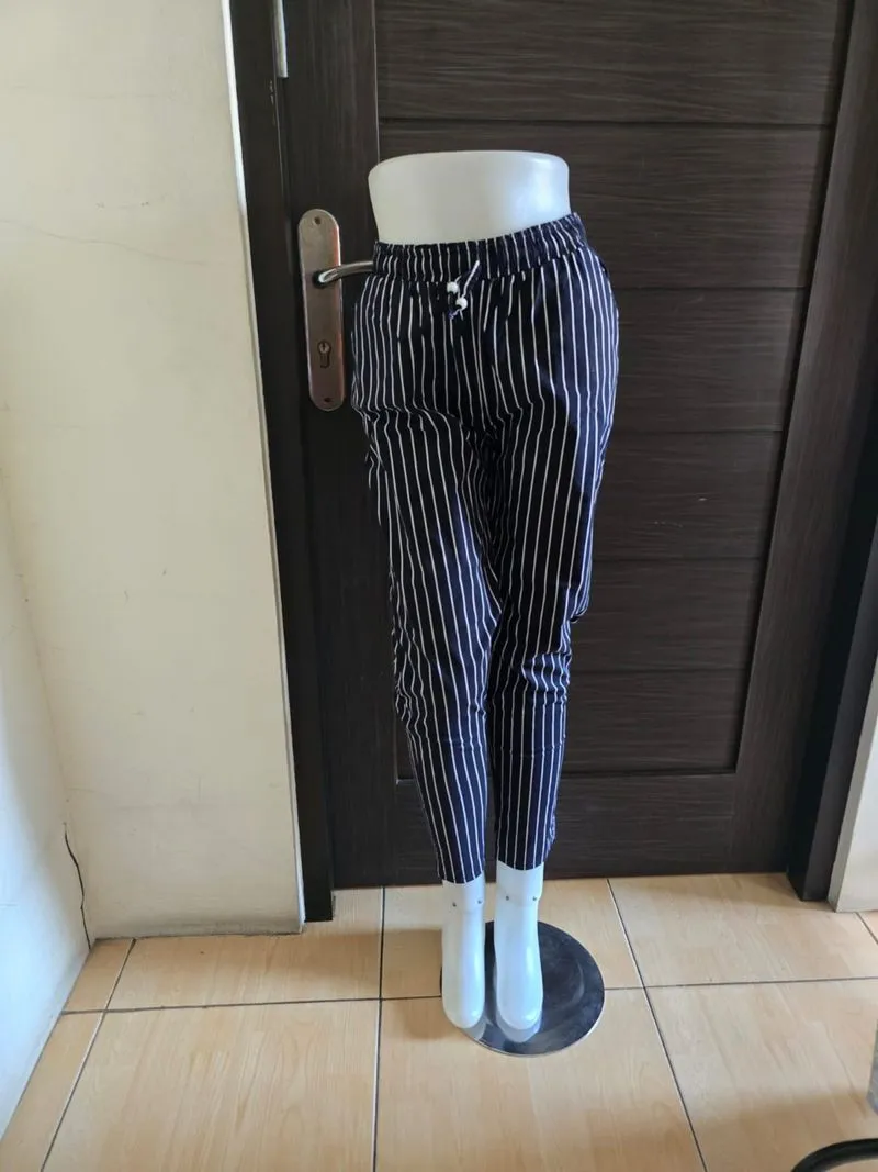 celana jogger wanita hitam salur putih pl photo 1