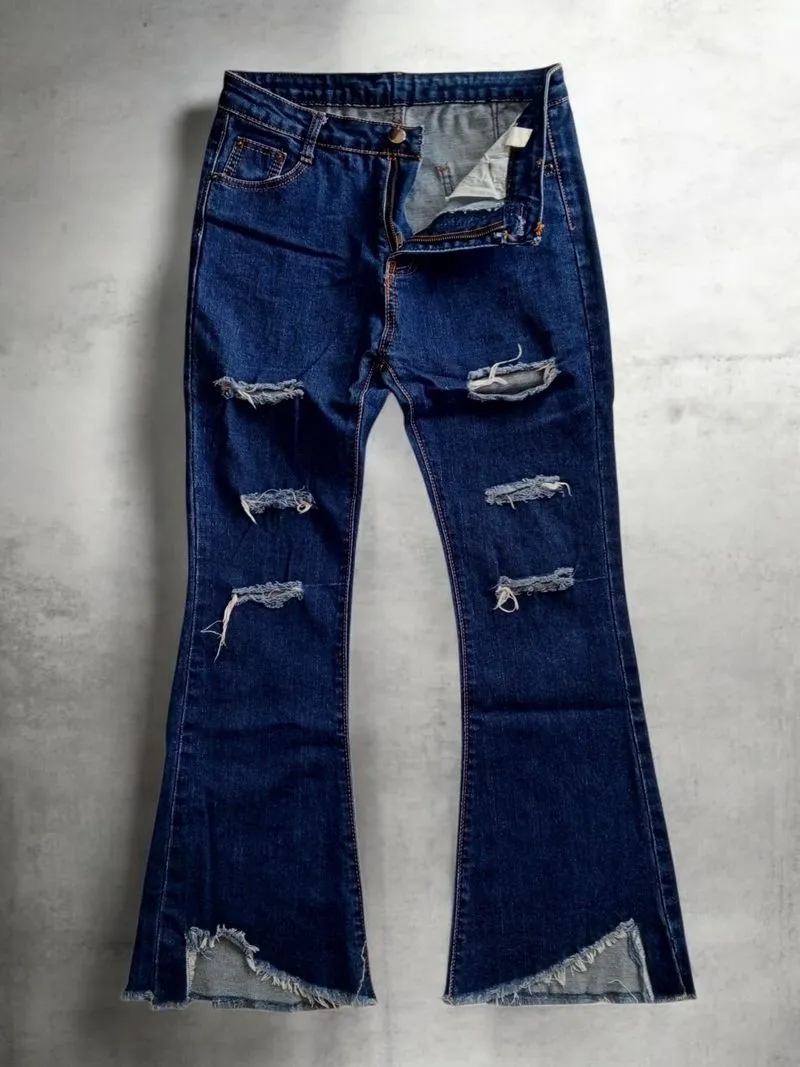 Ripped cutbray jeans  photo 1