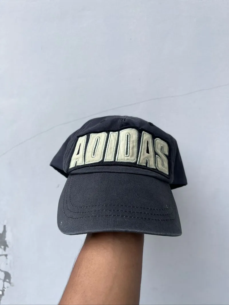 Adidas photo 1