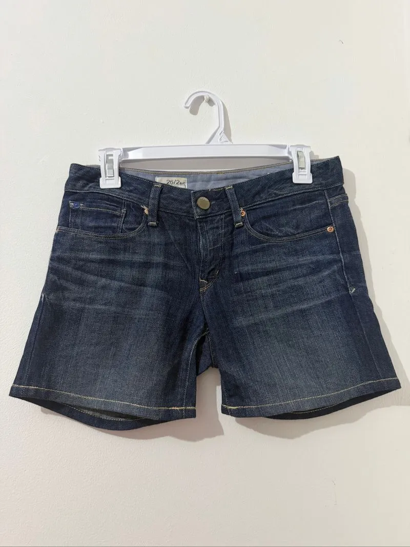 Gap hotpants - woman photo 1