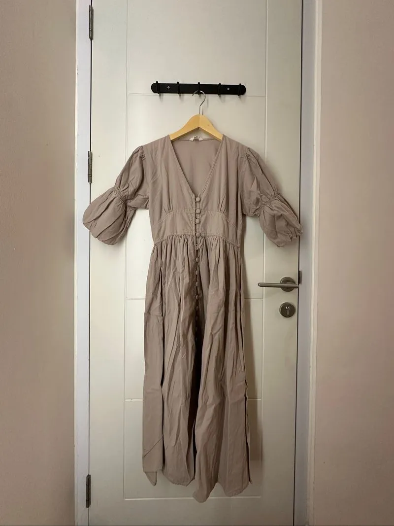 Slim V cut Dress photo 1