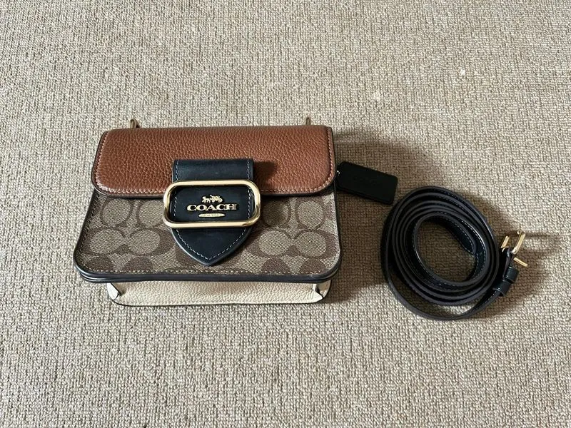WTS Coach 2in1 sling and shoulder bag photo 1