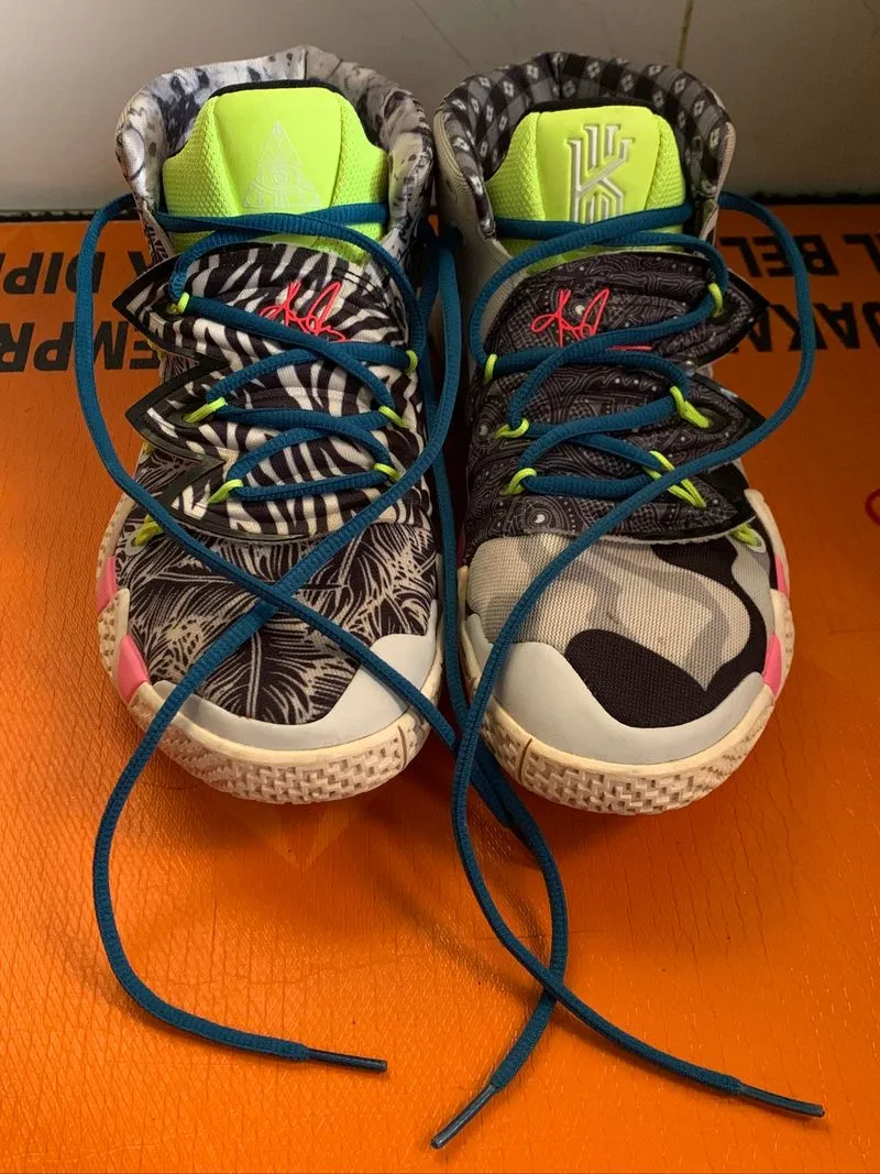 Nike Kyrie hybrid s2 what the neon  photo 1