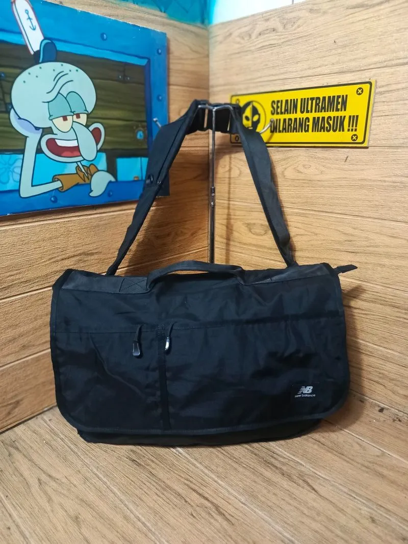 Tas slempang messenger bag New Balance second original photo 1