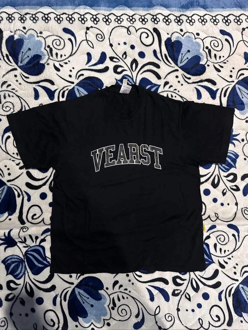 Vearst Kaos Baju T Shirt Hitam Lokal photo 1