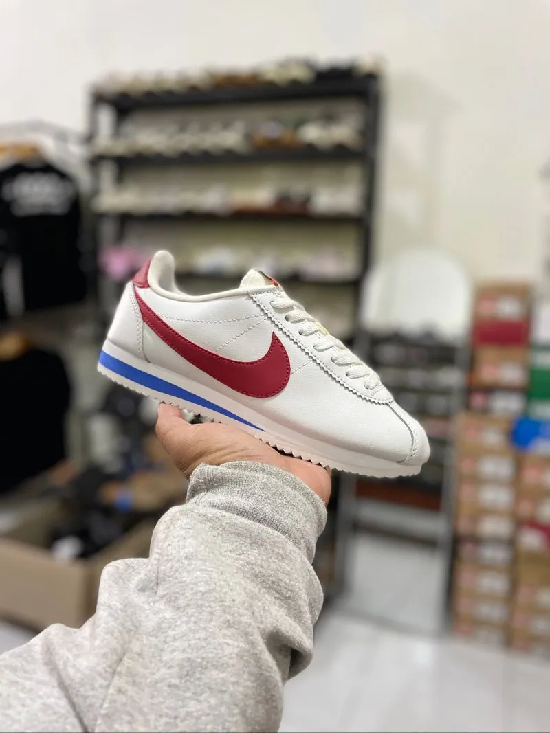 Nike Classic Cortez Forest Gum photo 1