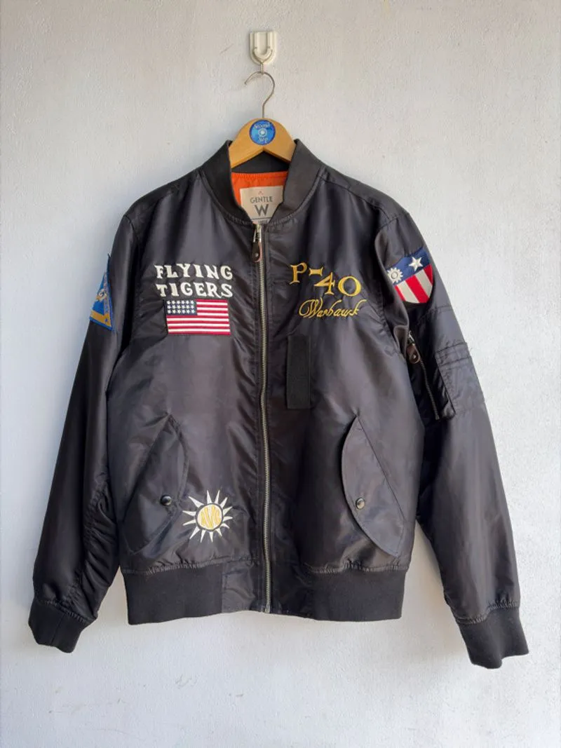 Bomber Gentle photo 1
