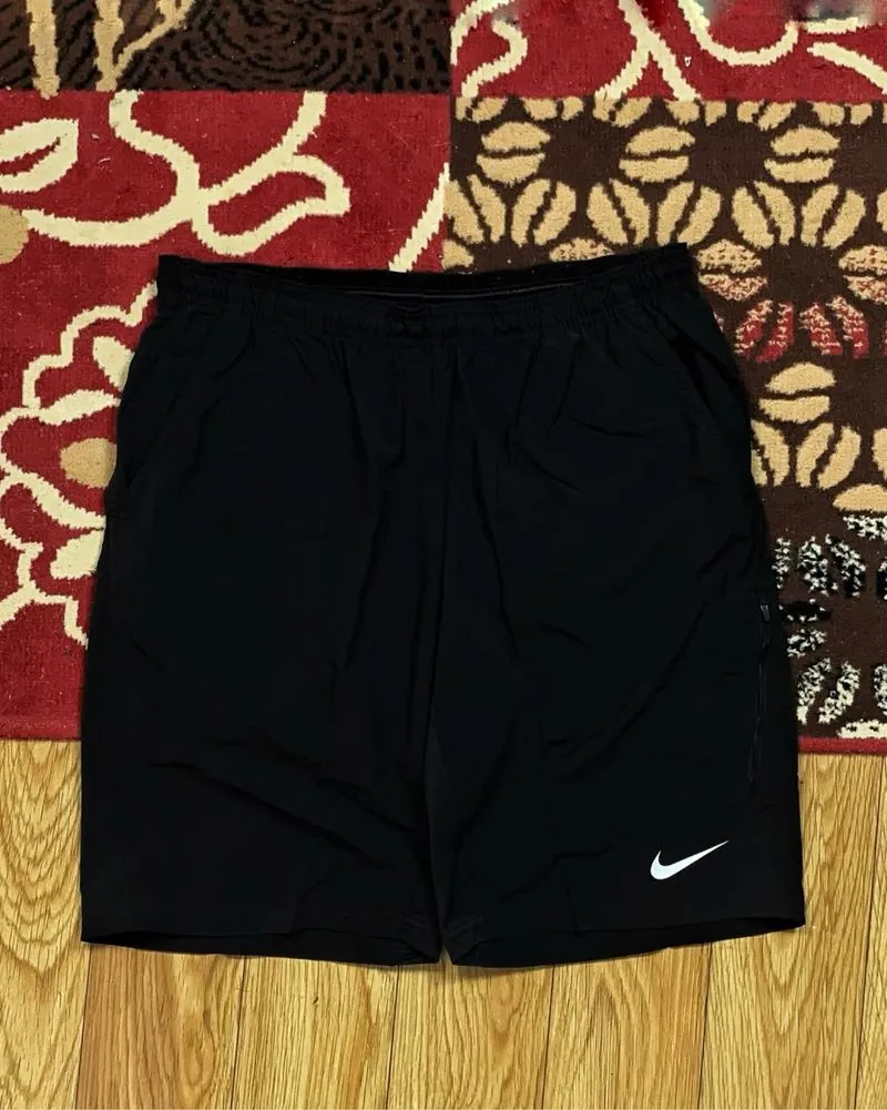 Item(s): N1K33 RUNNING PANTS photo 1