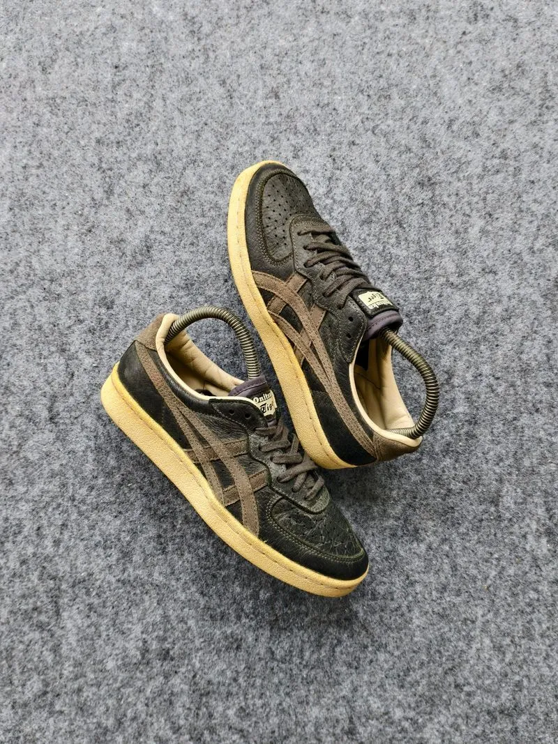 ONITSUKA TIGER photo 1