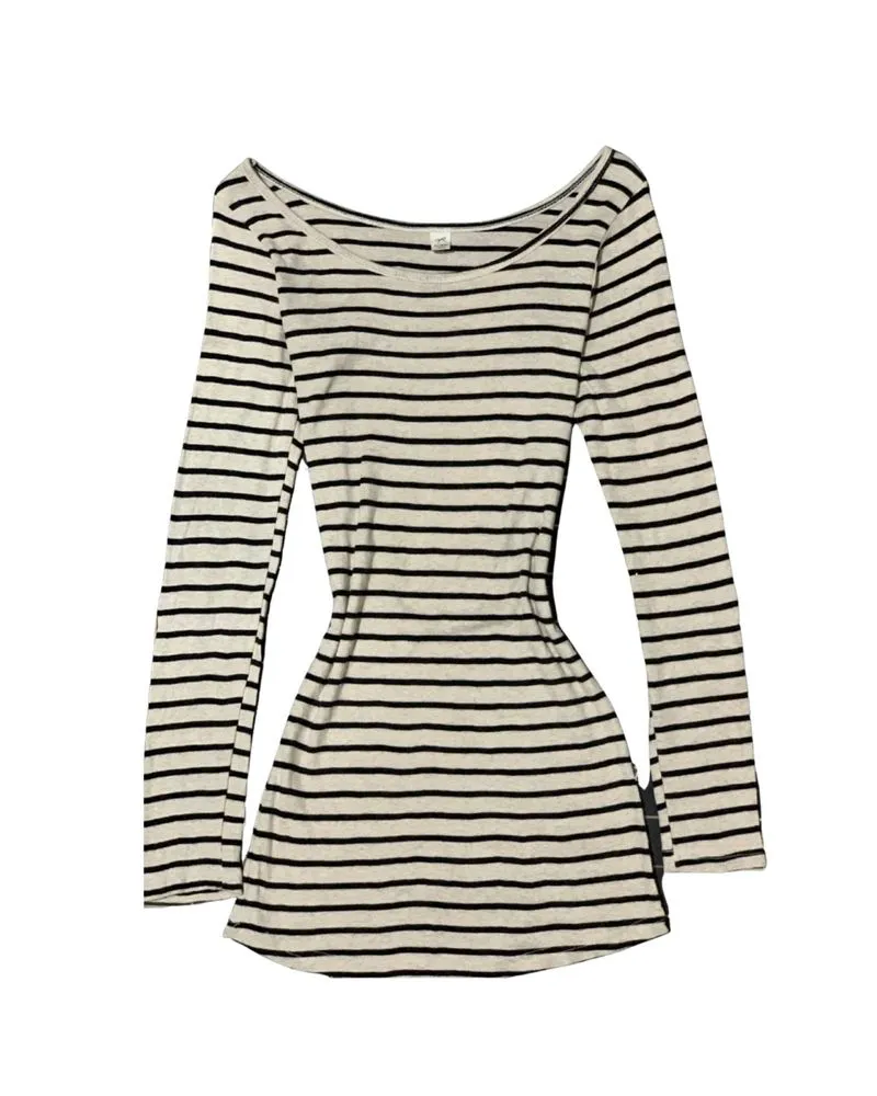 moyeora long slim black n white top photo 1