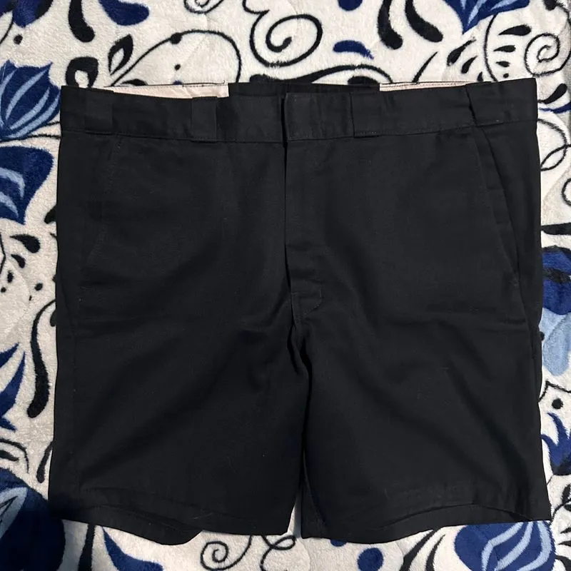 Dickies Celana Pendek Hitam photo 1