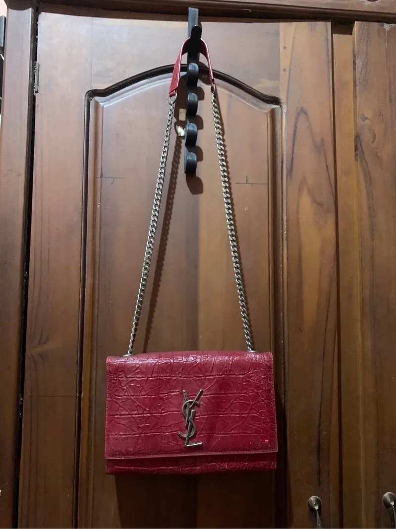 Sling Bag Merah  photo 1