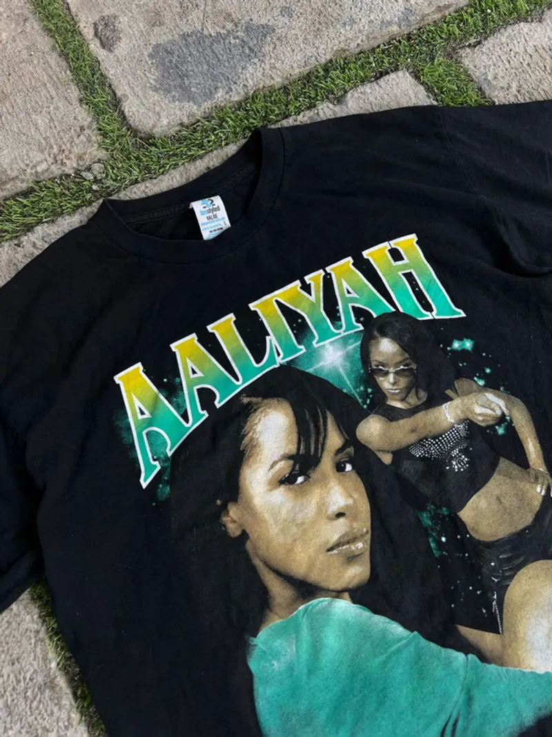 Aaliyah Merch Tee photo 1