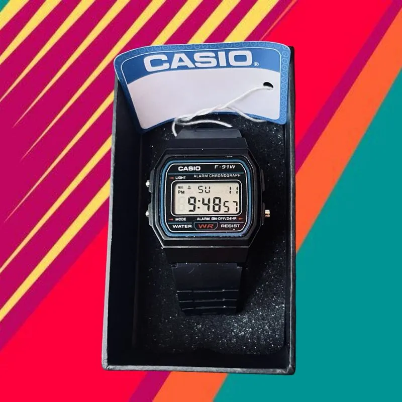 Casio Vintage Digital Watch F91 Timeless - Classic Retro St photo 1