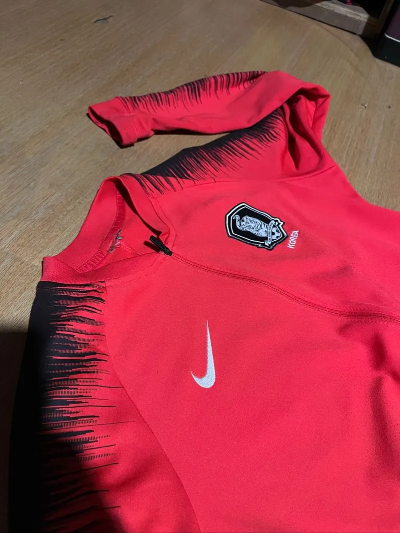 Tractop Nike korea photo 1