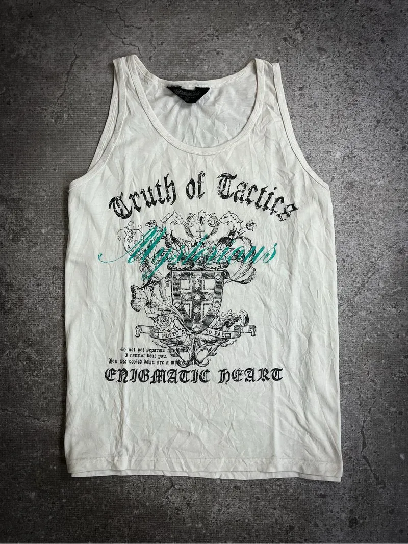 Beaumere Graphic Cross Poem Tanktop photo 1