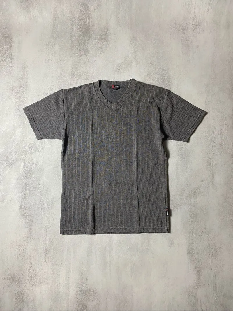 kaos grey | not Uniqlo | not Zara | not H&m Topten photo 1