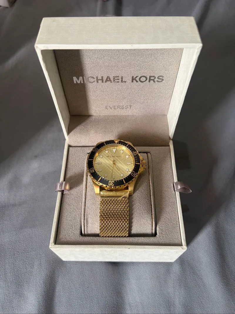 Michael Kors Everest MK9083 Men Gold Dial Gold Mesh Strap photo 1