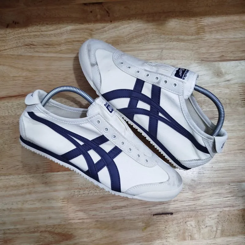 Onitsuka Tiger Casual Sneakers Pria black cream photo 1