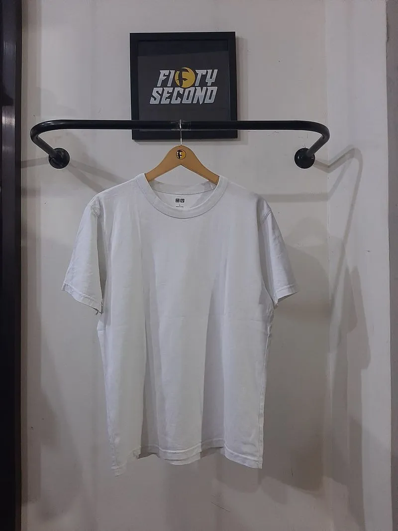 Kaos uniqlo U photo 1
