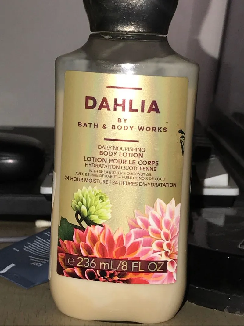 Bath&body works body lotion photo 1