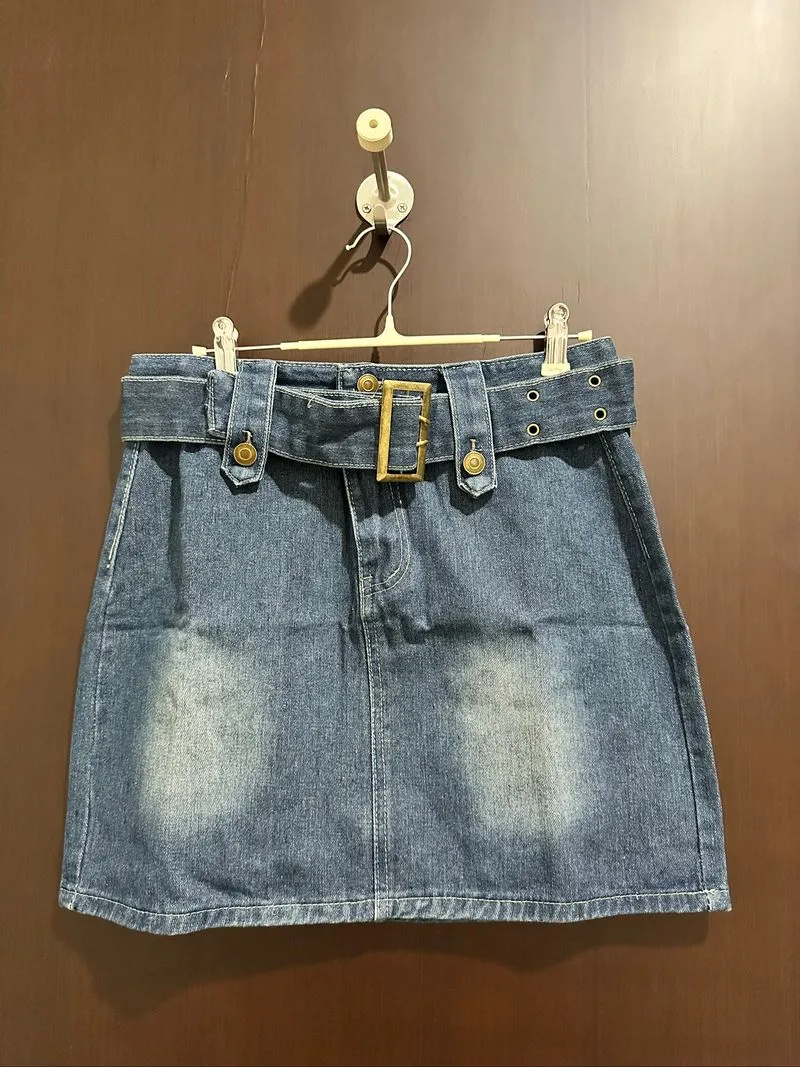 Rok Jeans with Belt photo 1