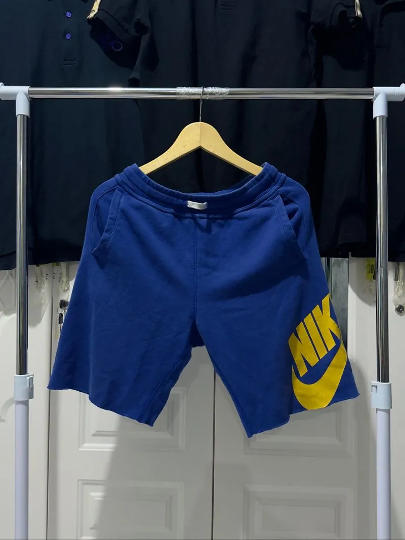 Nike Spellout Shortpants photo 1
