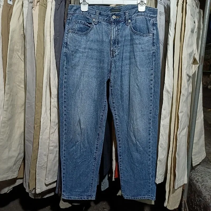 (33) Uniqlo Jeans Pants Celana Panjang photo 1