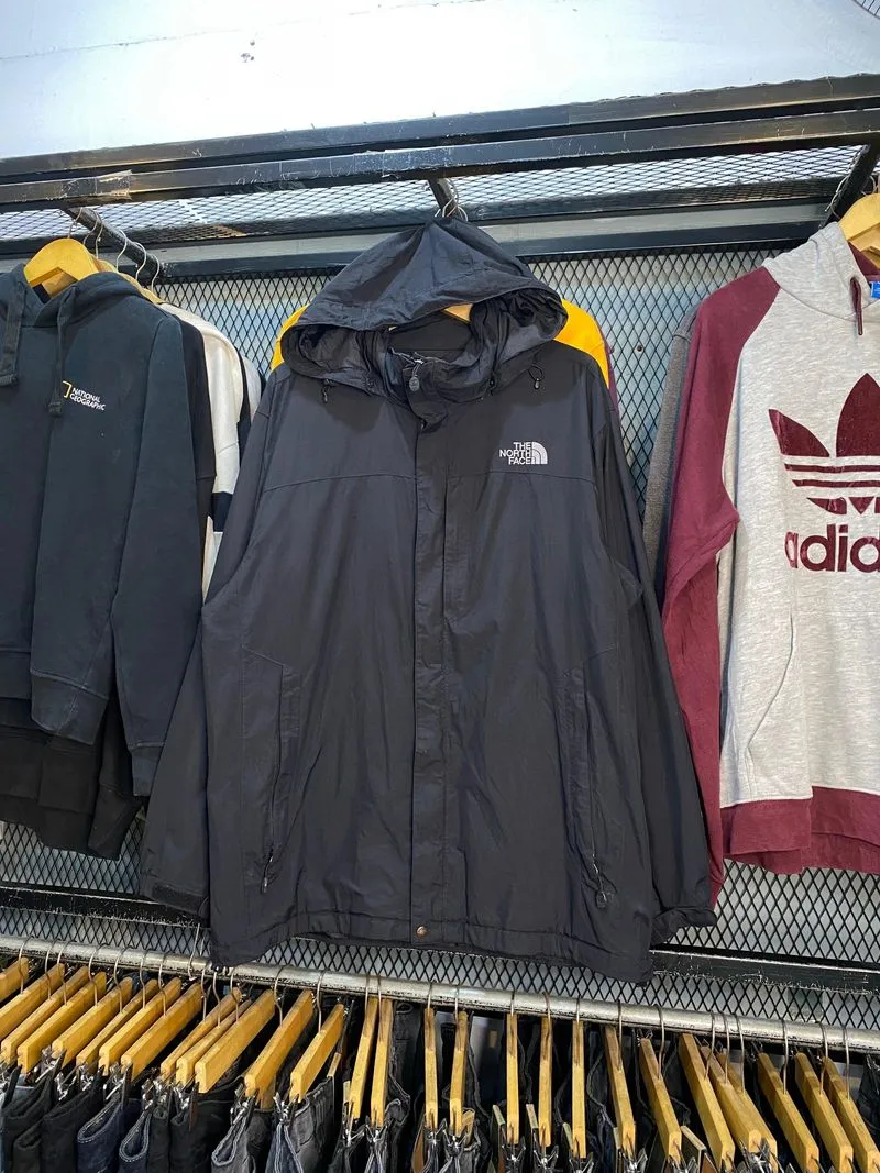 Jaket tnf hyvent  photo 1