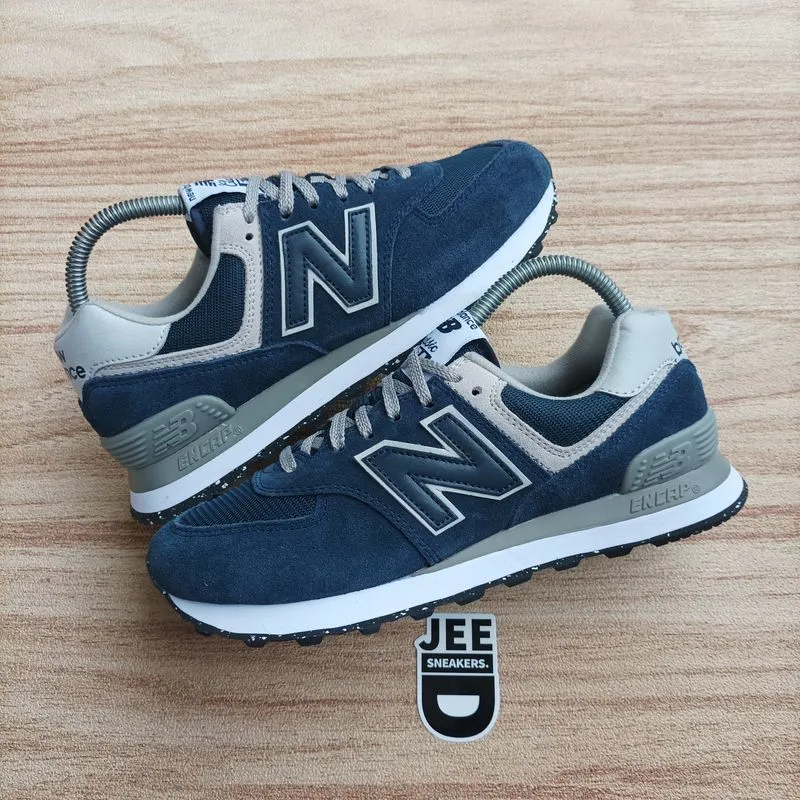 New Balance Indie Casual Sneakers Pria white navy photo 1