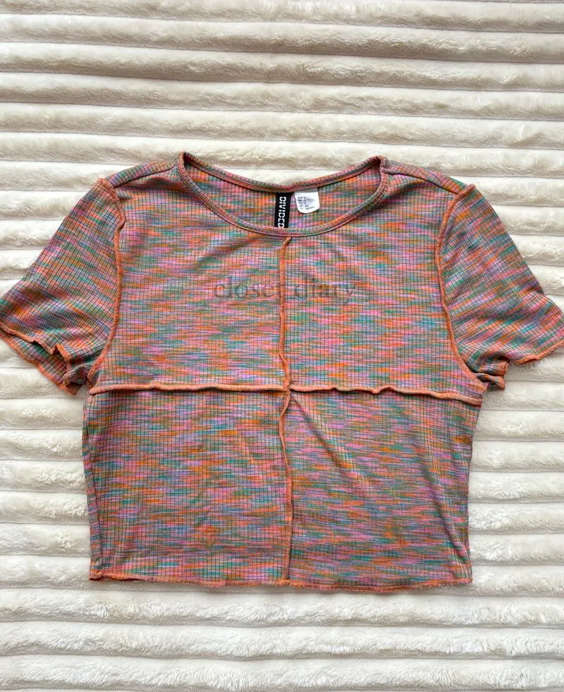 H&M crop top photo 1
