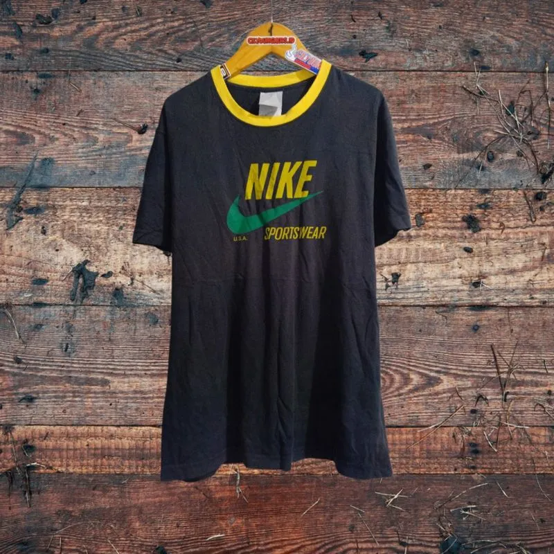 VTG NIKE RETRO
"BIG SWOOSH USA SPORTWEAR" photo 1