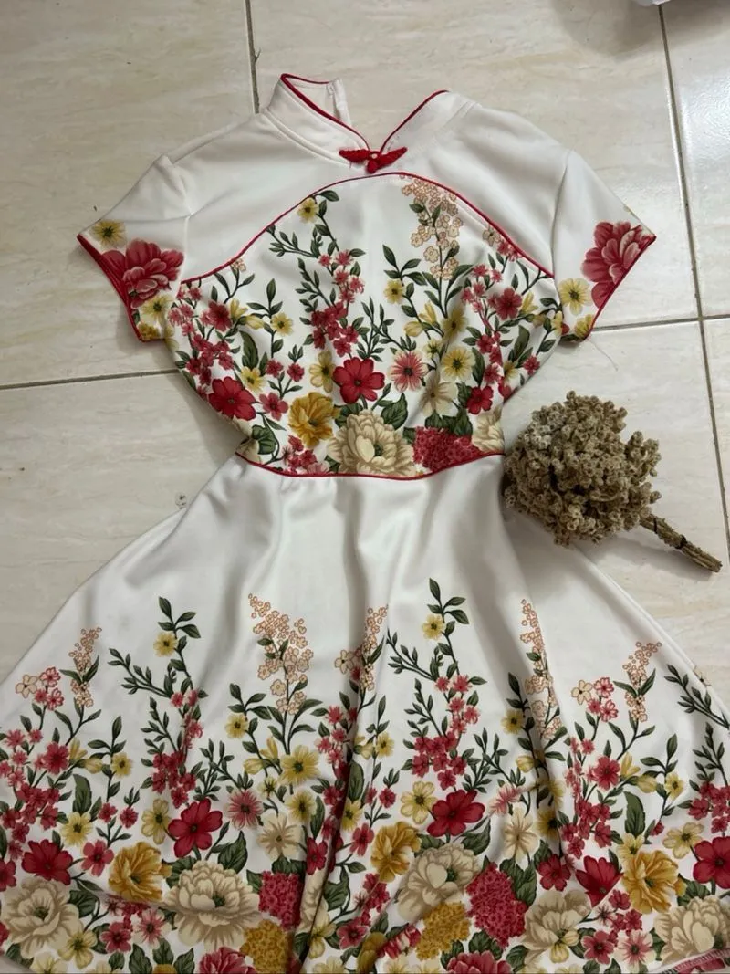 floral vintage dress photo 1