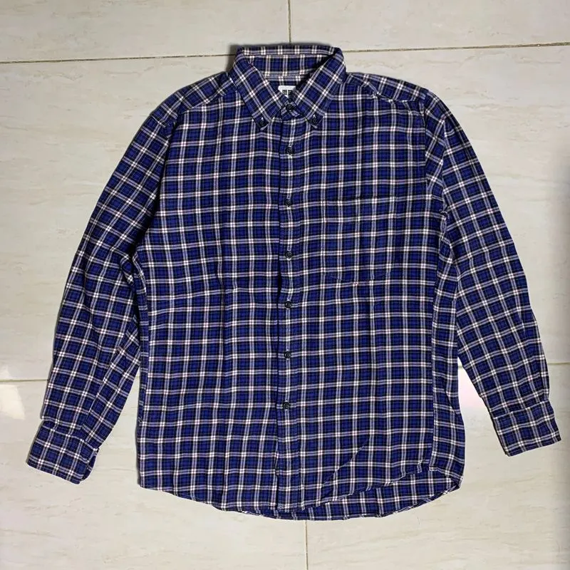 Uniqlo Longsleeve Flannel Navy M - Kemeja Flannel photo 1