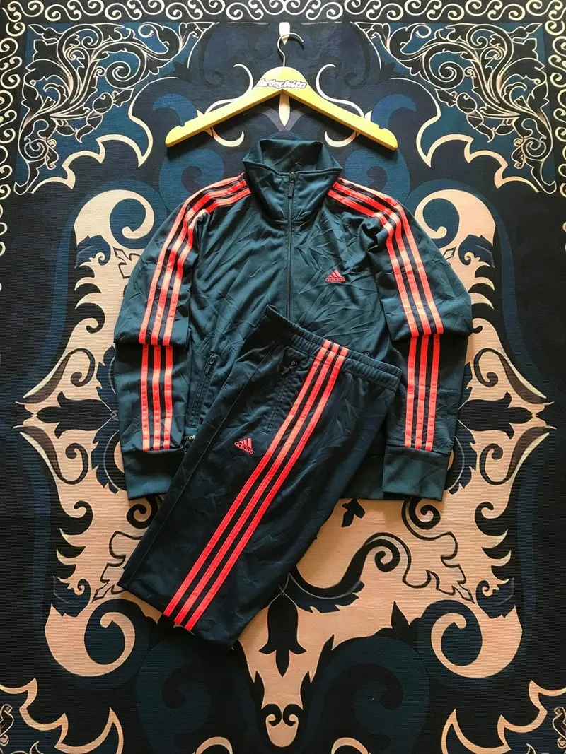 Satuset Adidas Pess photo 1